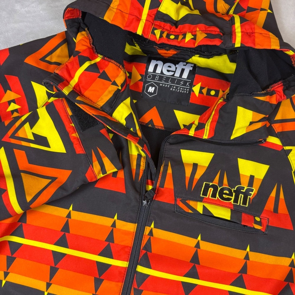 Neff Obelisk Mens Snowboard Jacket Medium Orange Yellow Black Geometric Tribal
